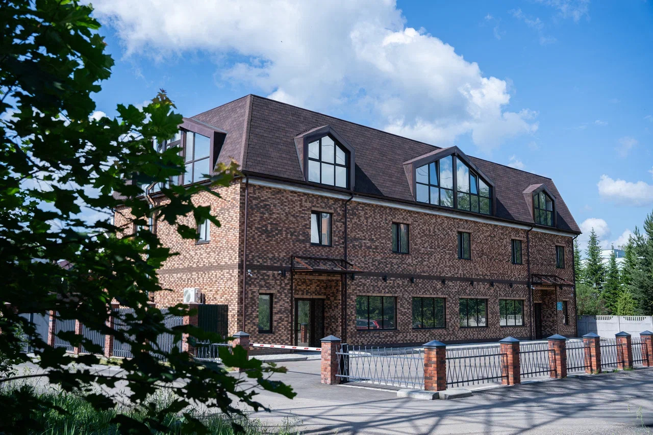 Лечение наркомании в наркологической клинике "Профмед" в Абакане. Помощь нарколога на дому или в стационаре